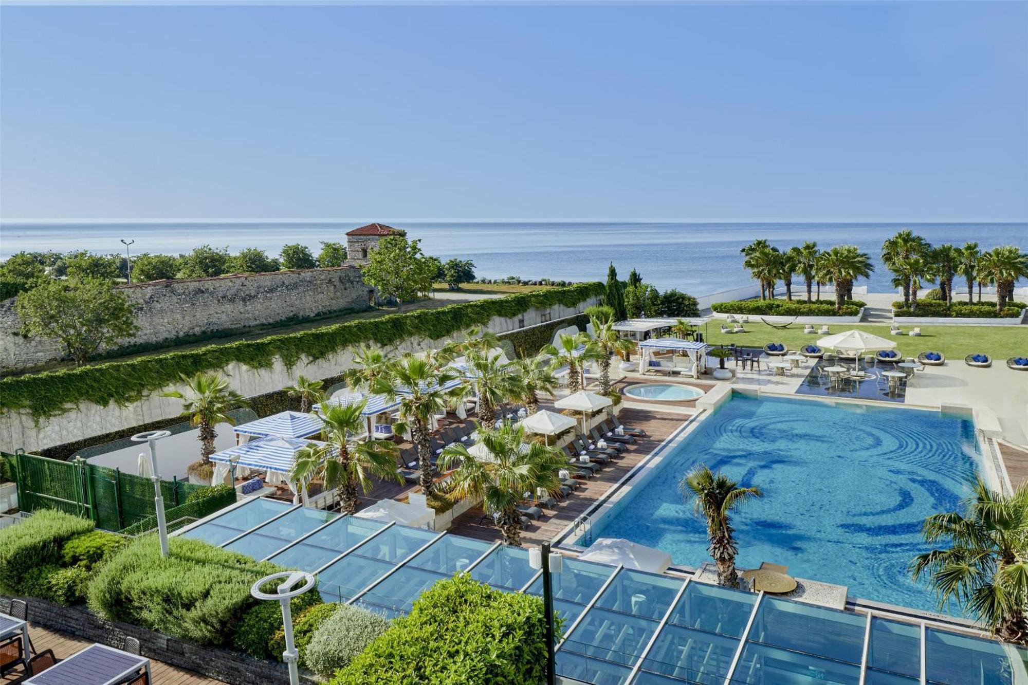 Hotel Hyatt Regency Atakoy 5*